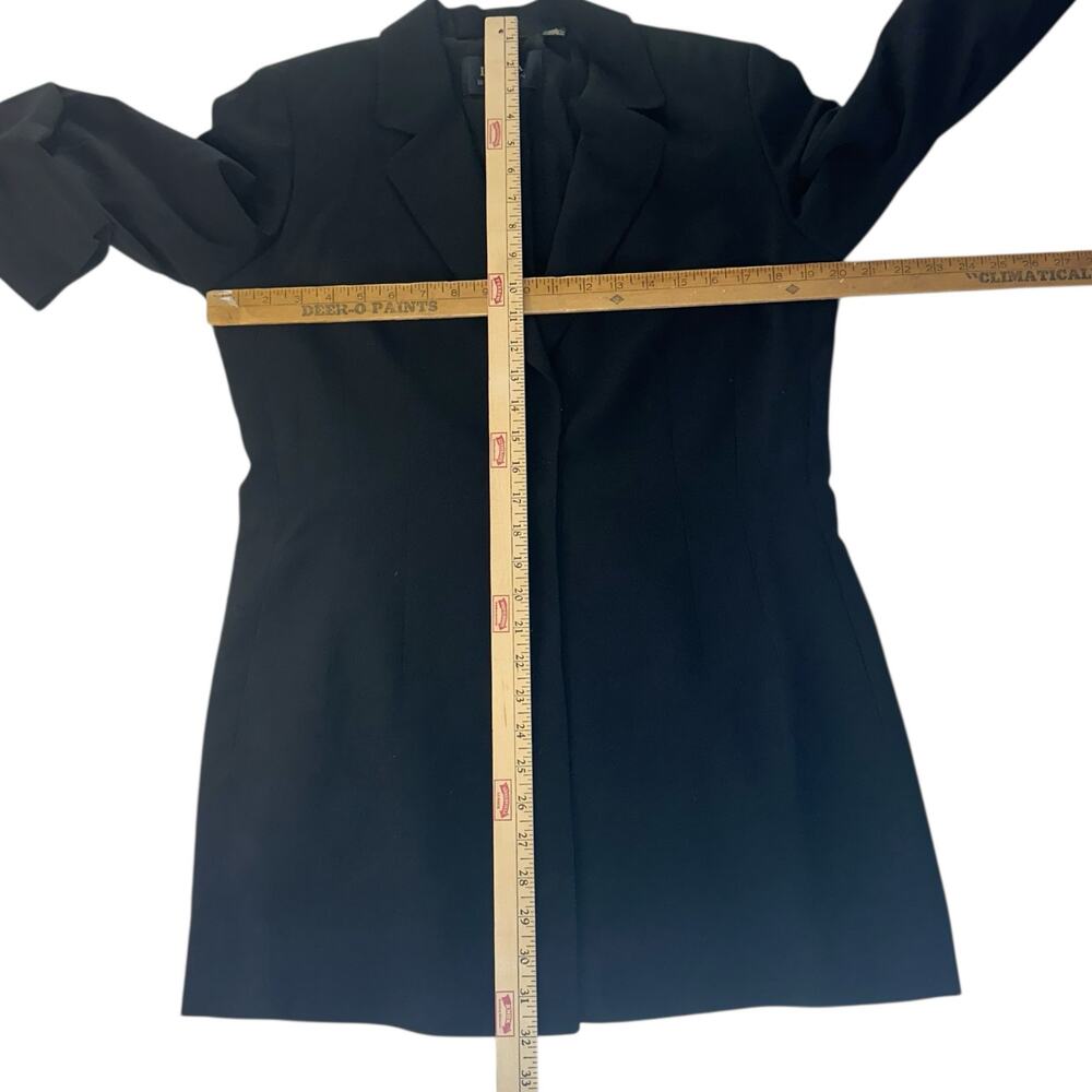 Vintage Womens Blazer Size 10 Long Black Wool Hidden Button Office Professional - Picture 3 of 10